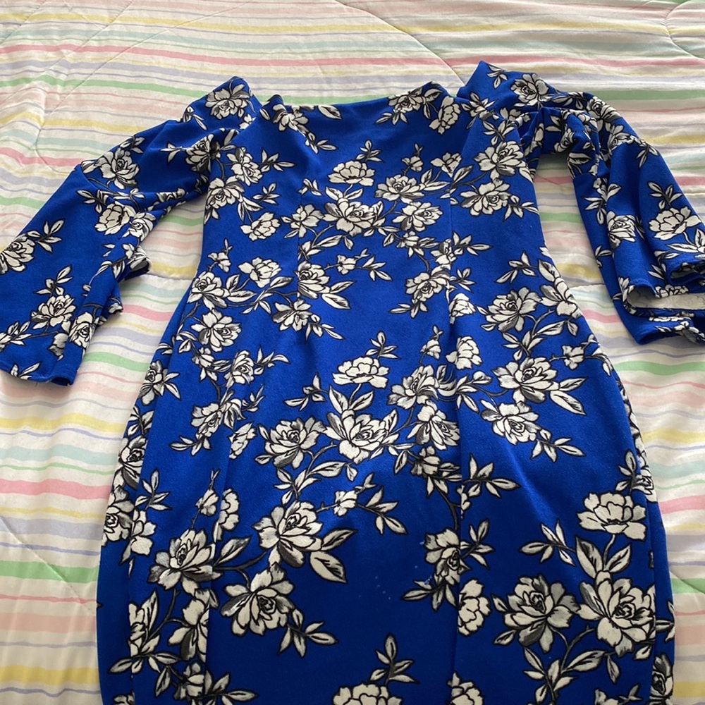 OLIVIA MATTHEWS Off-the-Shoulder Chinoiserie Floral Dress - Picture 5 of 12
